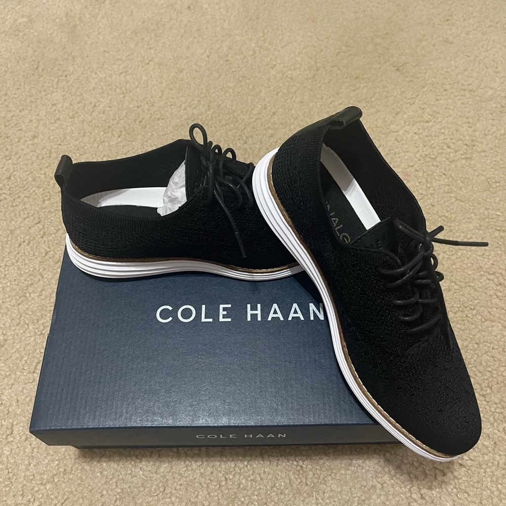 Cole Haan size 6 women black full box brand new